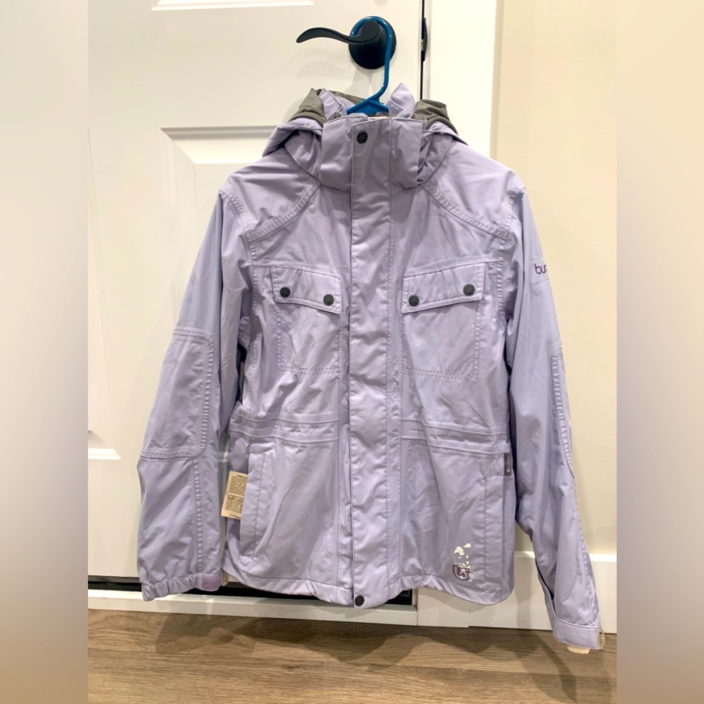 Burton ski or snowboard jacket, size M, purple/lilac